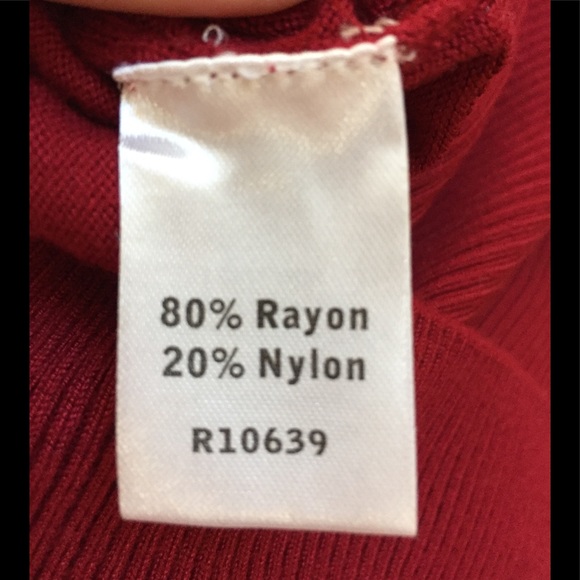 Monterey Bay Women’s Burgundy Classic V-Neck Vest  L - Picture 12 of 14